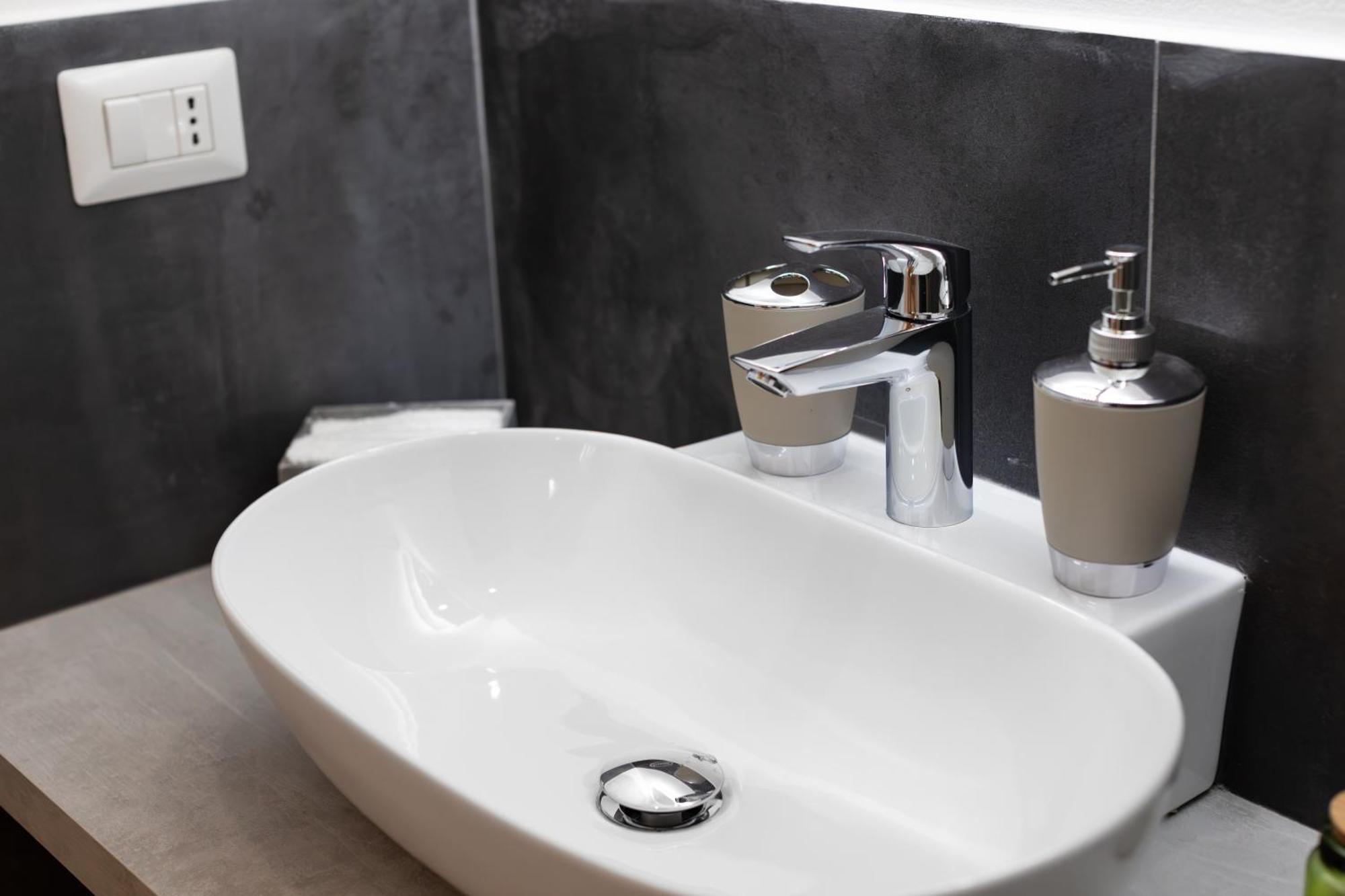 Appartement Fondazione Prada-navigli 15 Minutes To Duomo By Metro Milan